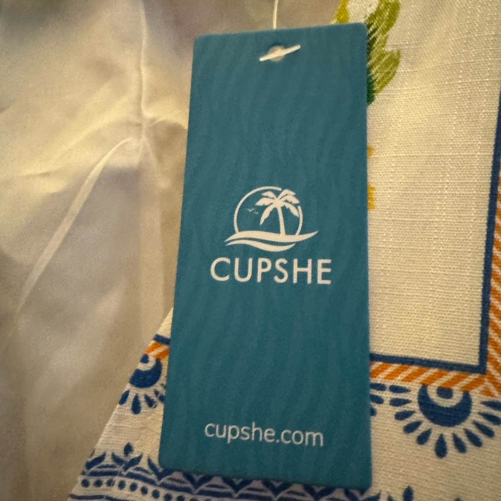 NWT Cupshe Belted Tropical Print Romper - Picture 8 of 10